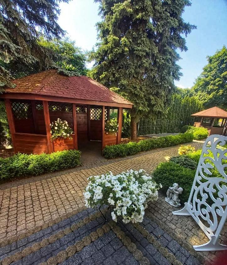 Dworek Vesaria Lublin Exterior foto